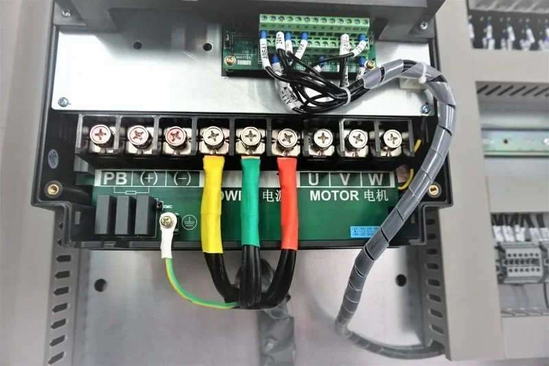Buitenverdeelkast apparatuur e - Outdoor Power Distribution Board recensie en prijs